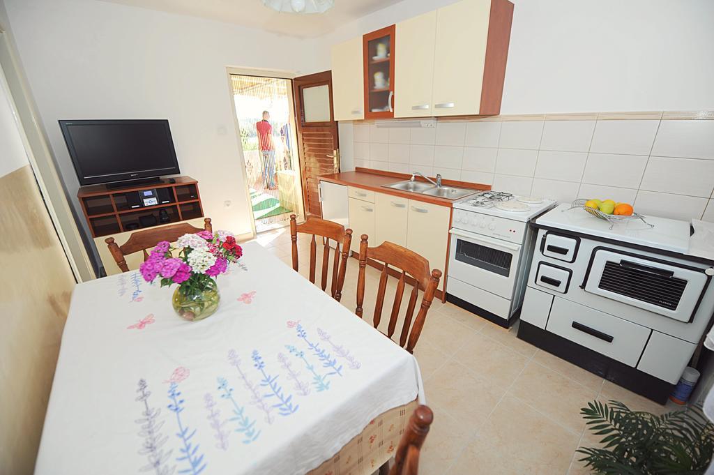 Apartment Karla Jadrtovac Cameră foto
